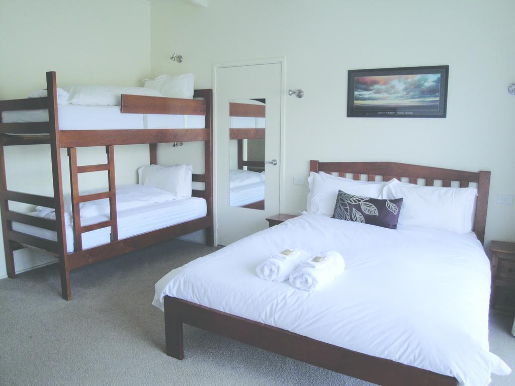 Off Mountain Accommodation Merrijig Δωμάτιο φωτογραφία